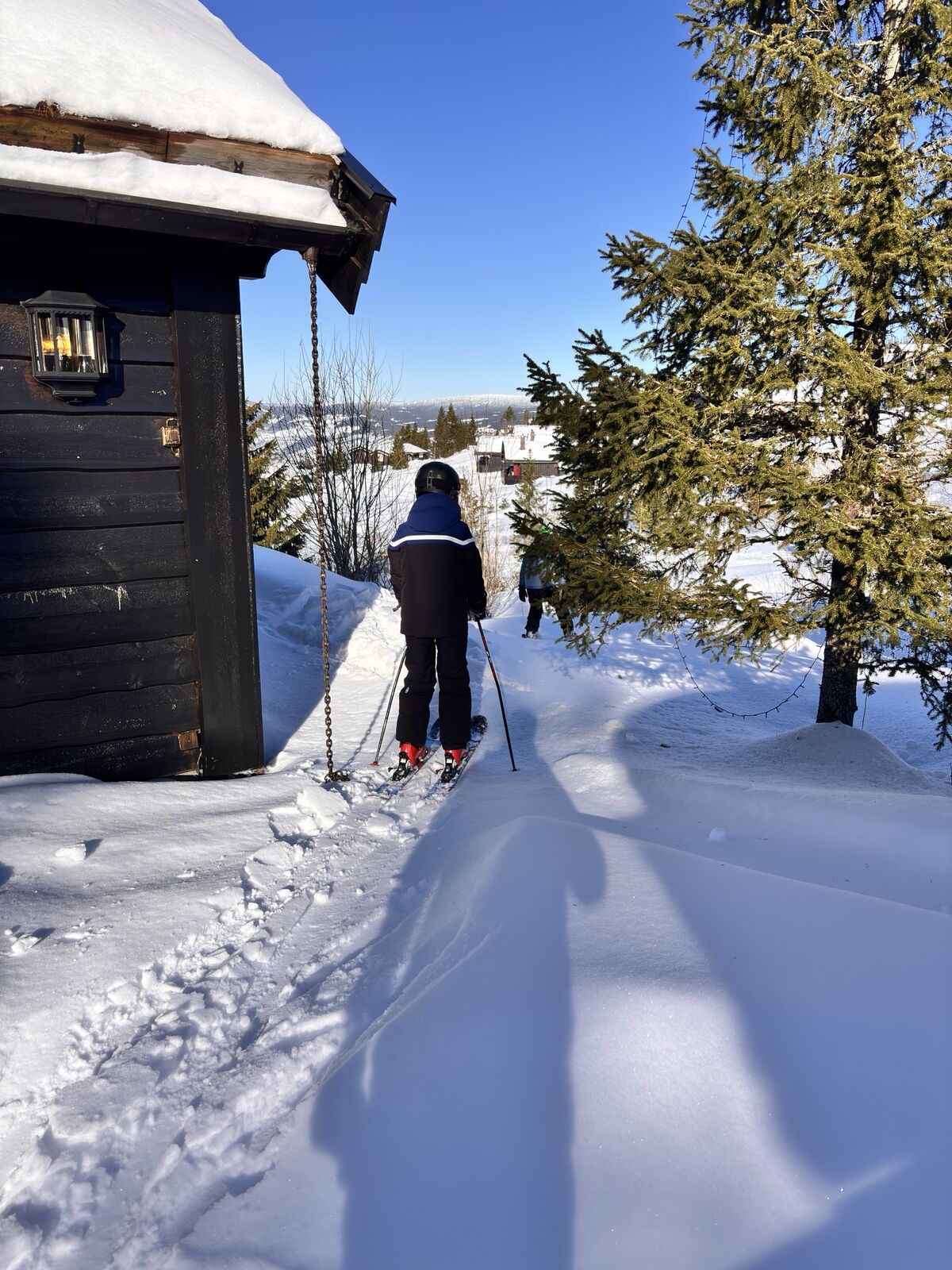 Rett ut på ski fra hytteveggen